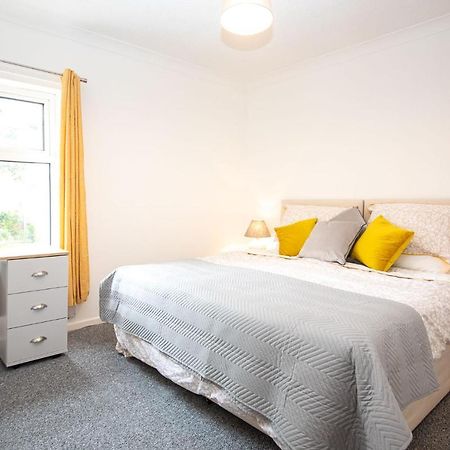 Bright 3 Bedroom Townhouse Near City Centre Norwich Exterior photo